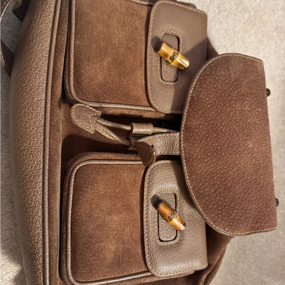 Brown Leather Retro Gucci Backpack with Buckle Accents